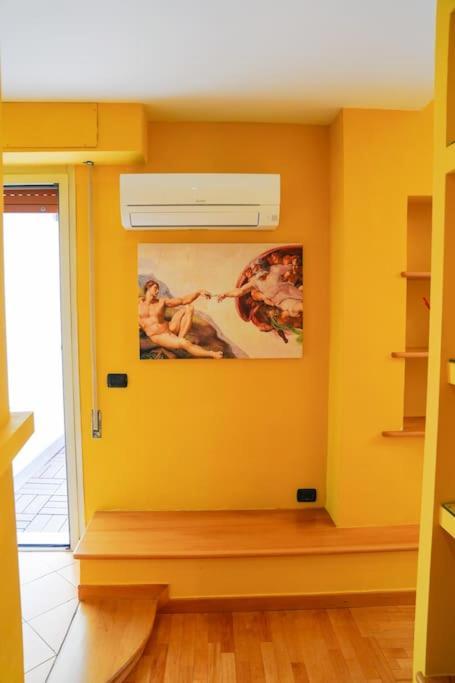 The Sun In Apartment Rom